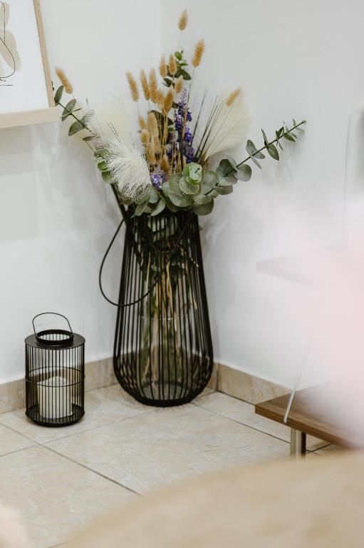 Central Studios Apartments City Center - 4