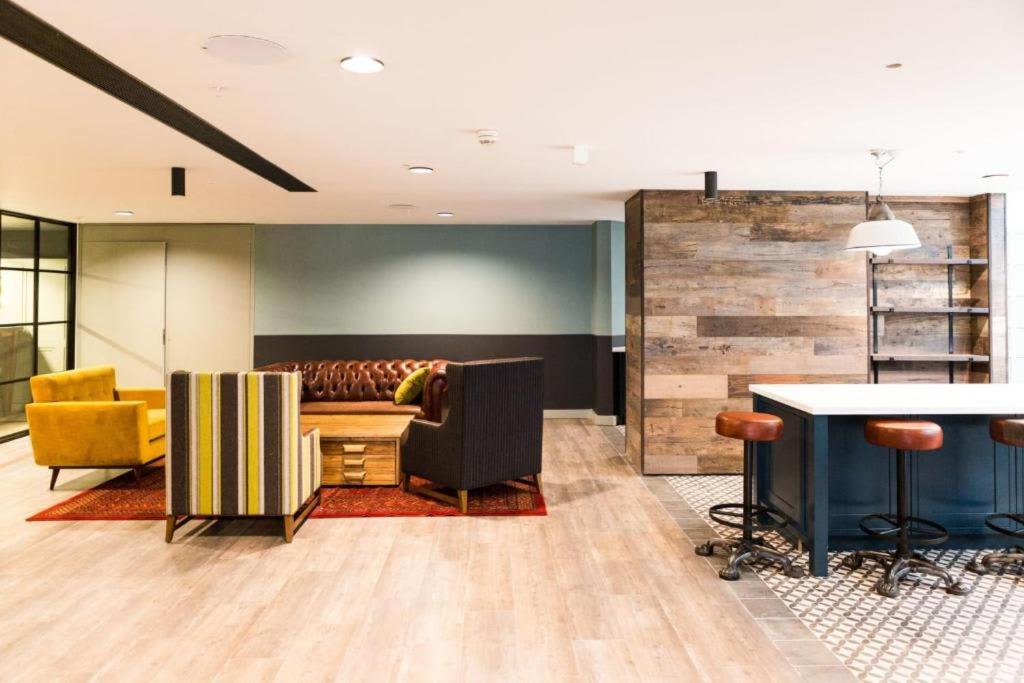 Studios, Apartments and Private Bedrooms with Shared Kitchen at Chapter Kings Cross in London - 