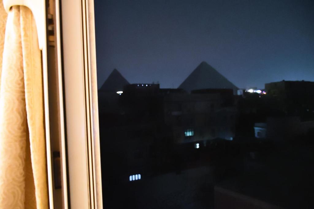 Fotografie z fotogalerie ubytování Grand Pyramid View Hotel v Káhiře