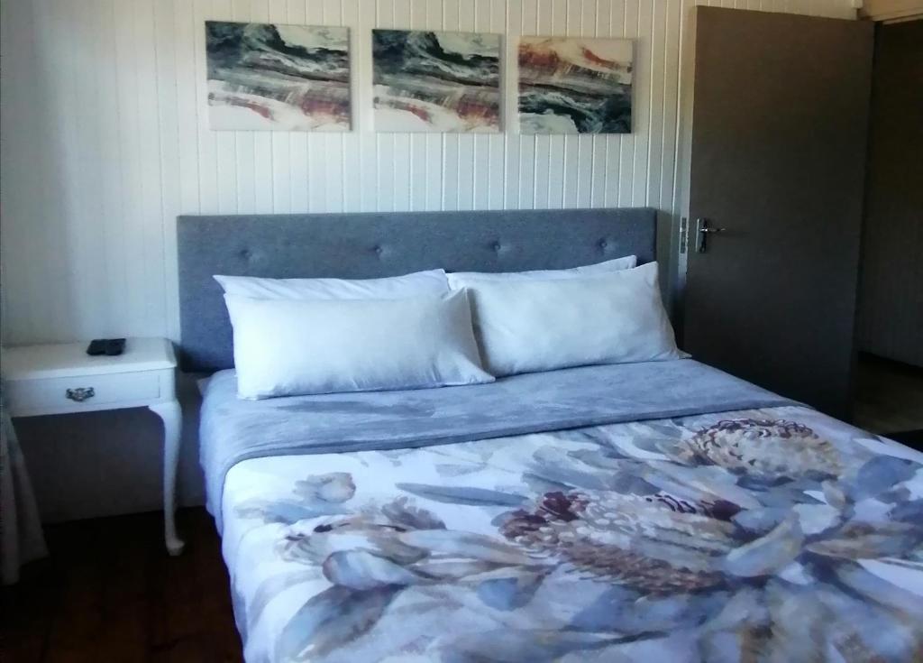Knysna N2 Lodge - Image 10