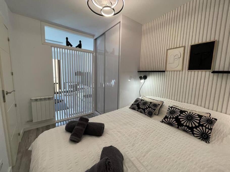 Urban Home by Unique Rooms - 4