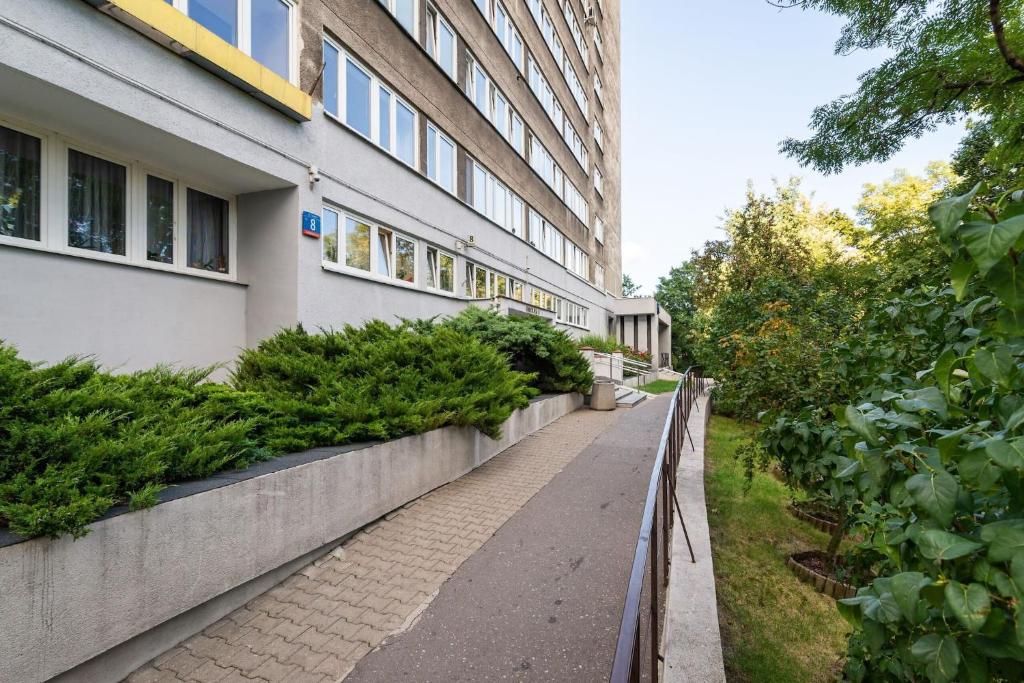Vonkajšia záhrada v ubytovaní Smolna 8 - Warm Apartment with Balcony by Noclegi Renters
