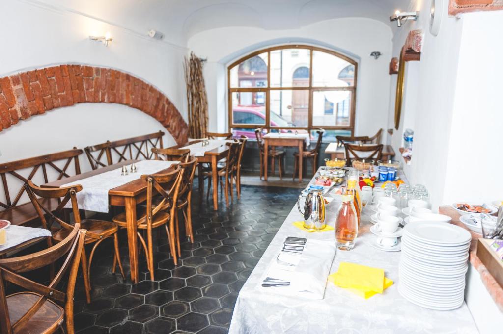 Bebidas en Hotel u České koruny