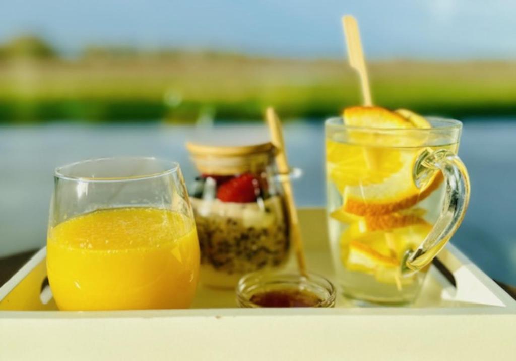 Nápoje v ubytování Bed & Breakfast Ons Plekje