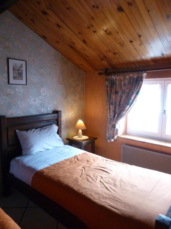 Les Chambres De Solgne - Triple Room With Private Bathroom