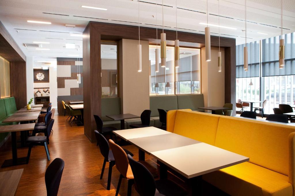 Hampton By Hilton Munich City Center East - Resim 25