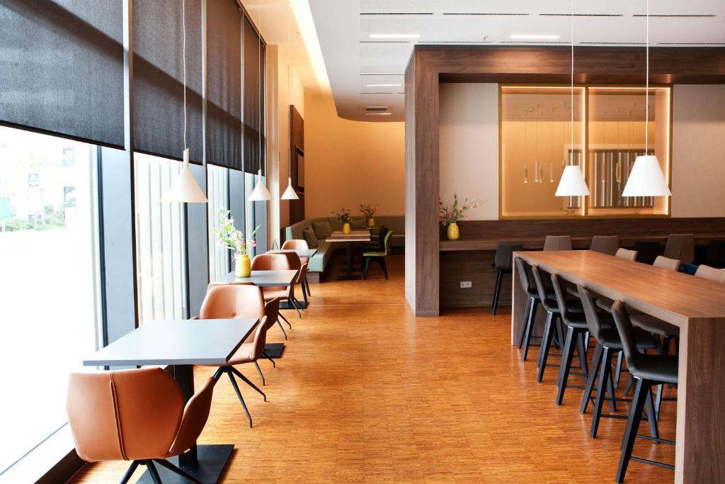 Hampton By Hilton Munich City Center East - Resim 38