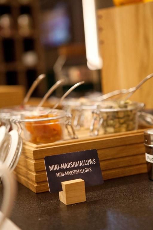 Hampton By Hilton Munich City Center East - Resim 39