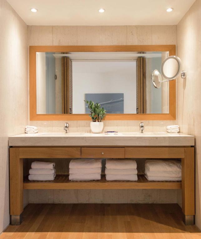 Phāea Blue - Blue Maisonette Suite Privéverwarmde Zwembad