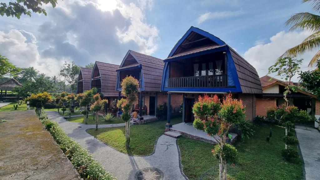 Zahrada ubytování Green Orry Inn Tetebatu