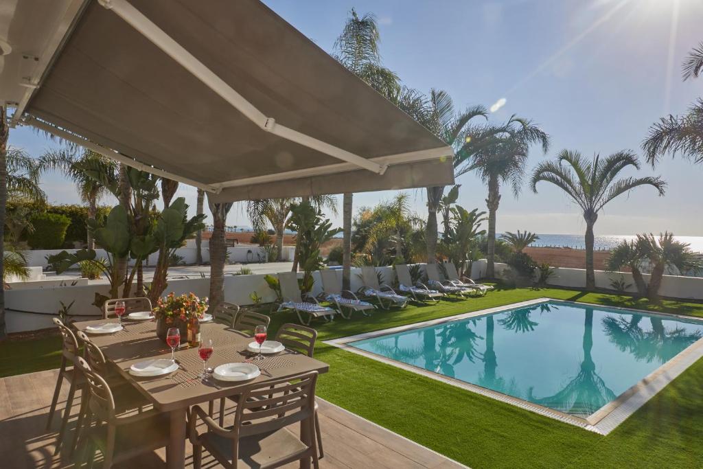 Sunrise Villa 9 - Three-Bedroom Villa With Private Pool