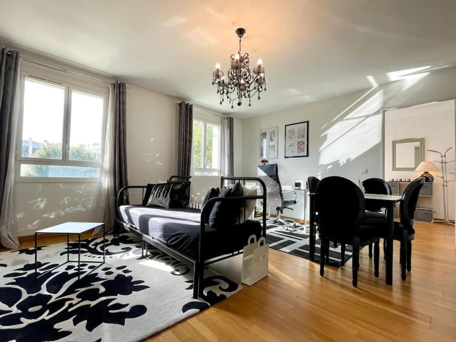 Photo de la galerie de l'établissement Argenteuil Gare - Chez MJ, à Argenteuil