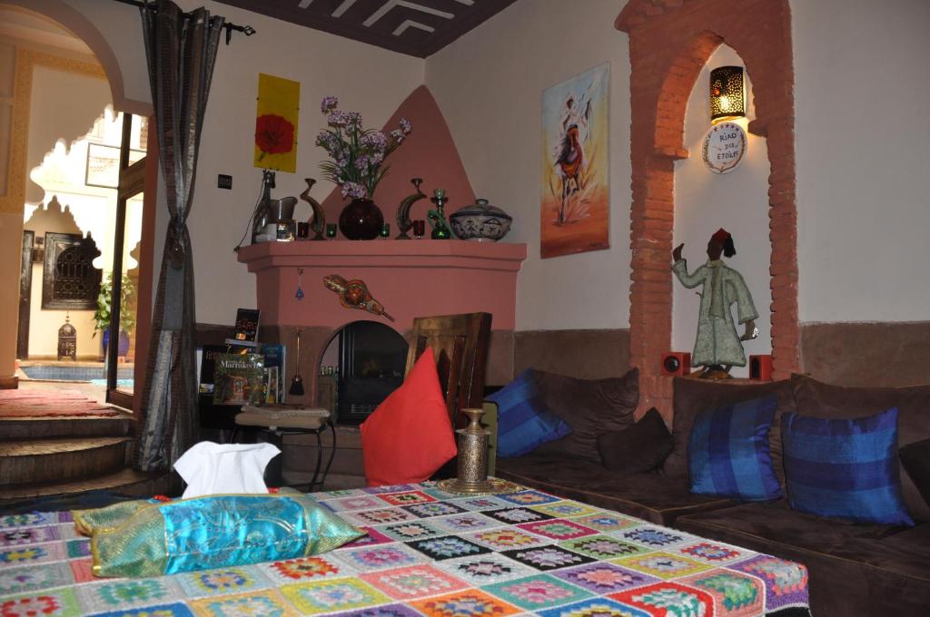 Postel nebo postele na pokoji v ubytování Riad des Etoiles