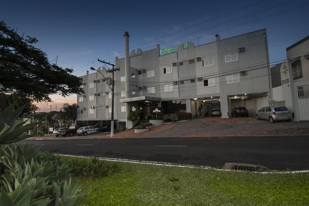  JP Palace Hotel