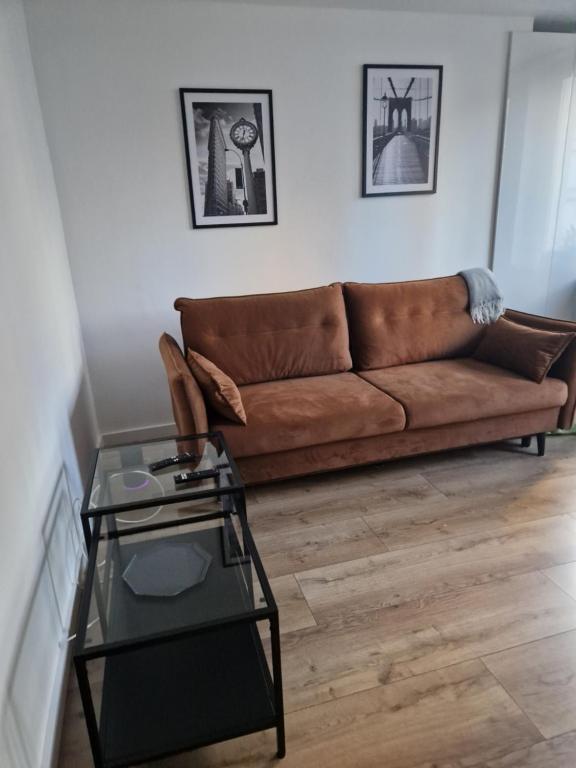 Vizzit Us Twarda Apartament - 2