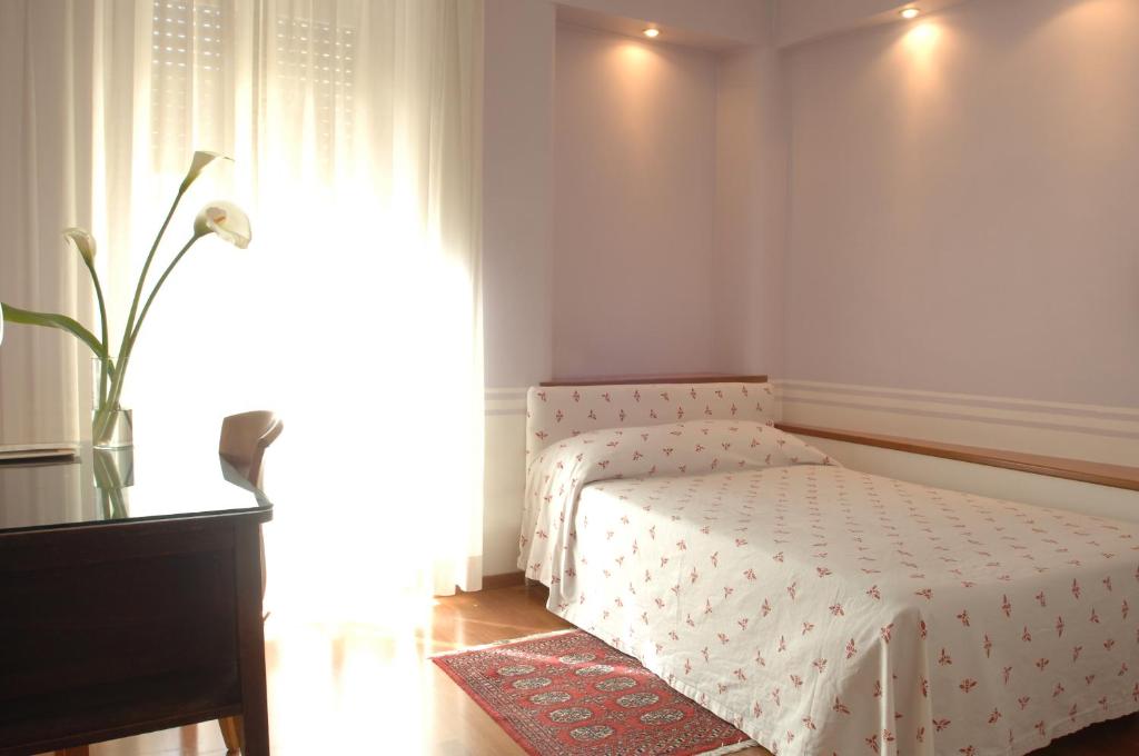 Hotel Lancelot - Single Room