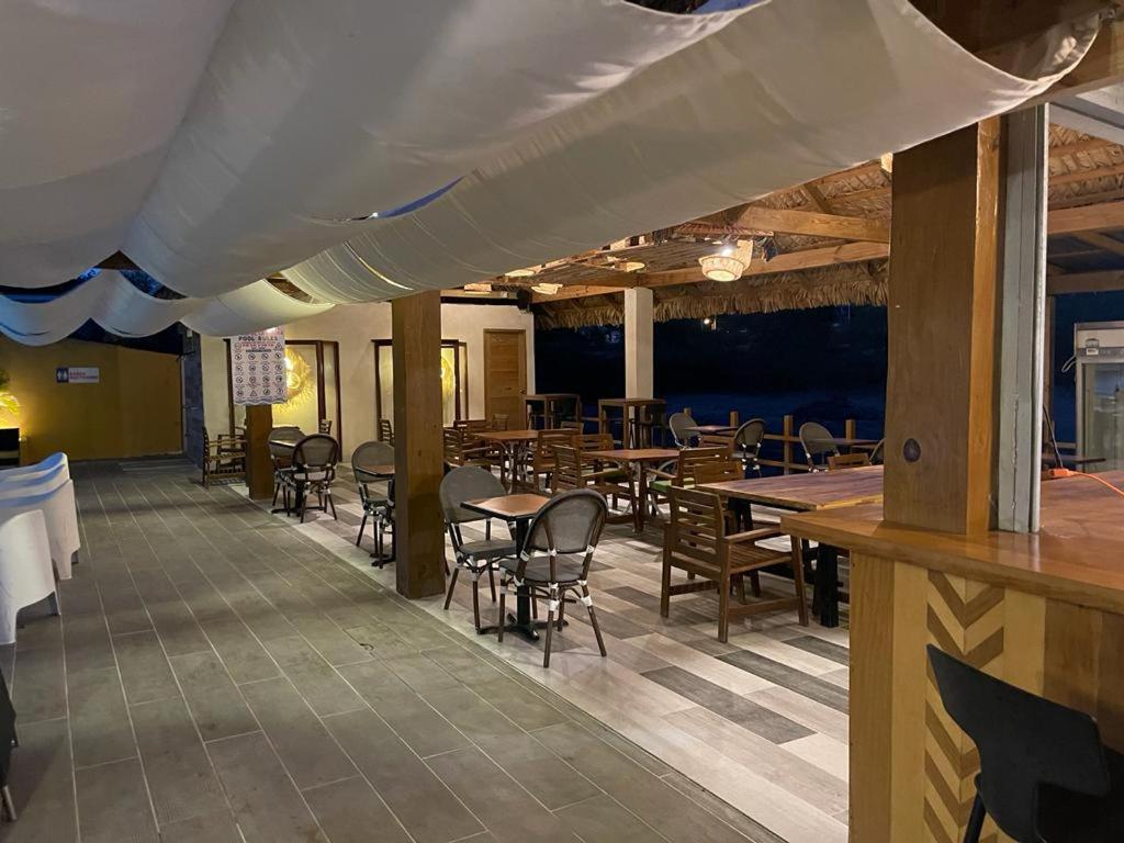 Restaurace v ubytování Hotel Sand Bay