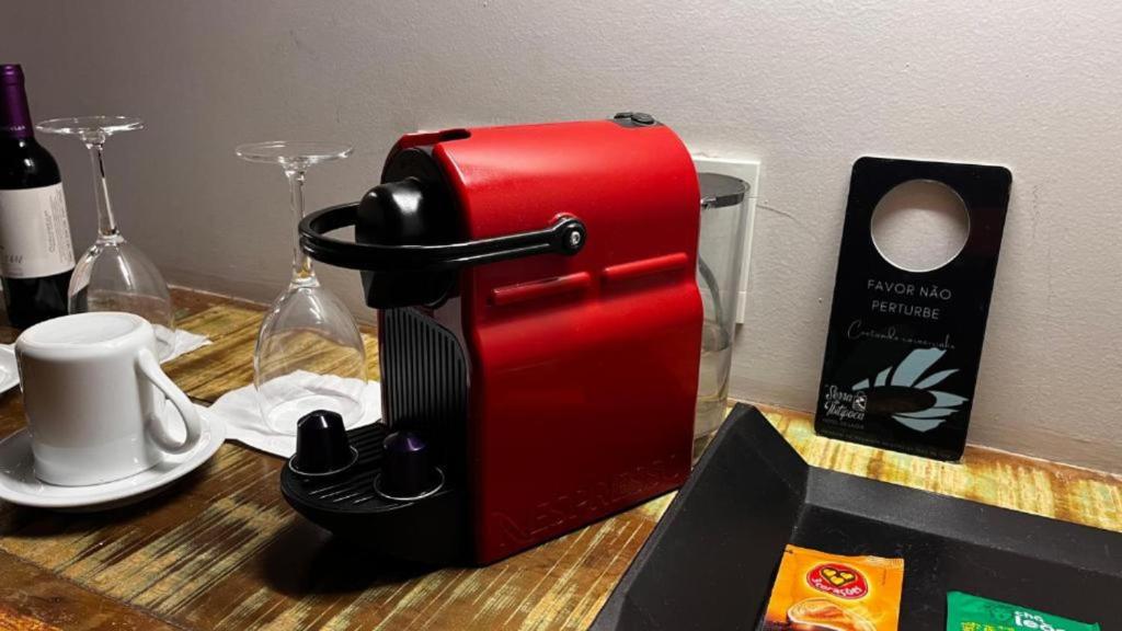 Comodidades para preparar café e chá em Serra do Ibitipoca Hotel de Lazer