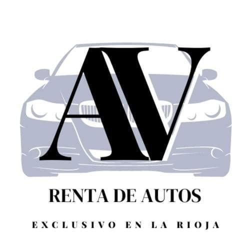 un primer plano de la parte trasera de un coche en AV Rent a Car y Alquiler temporario Casa quinta en La Rioja