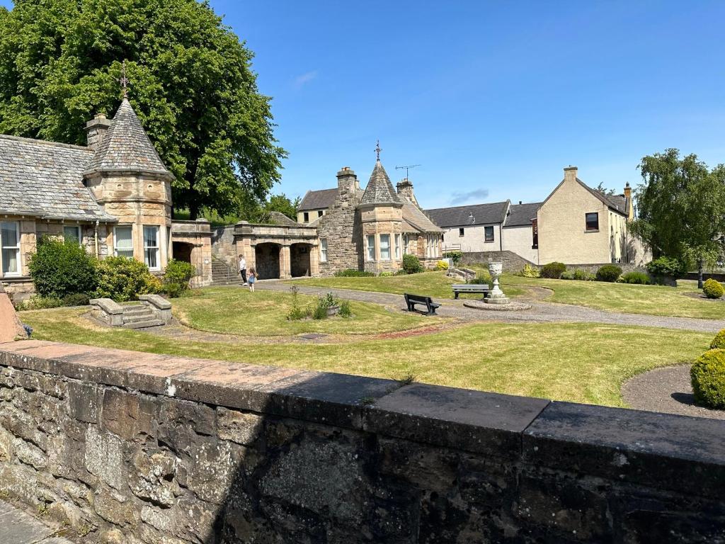 Grampian Serviced Apartments Ladyhill Neuk 1 Bedroom Apartment