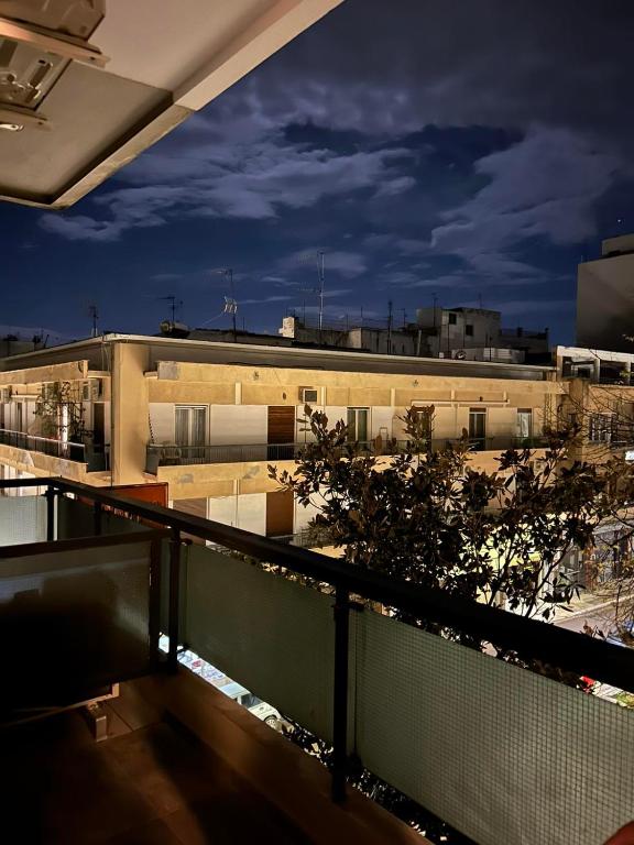 FIFTY SHADES OF BLACK - 4