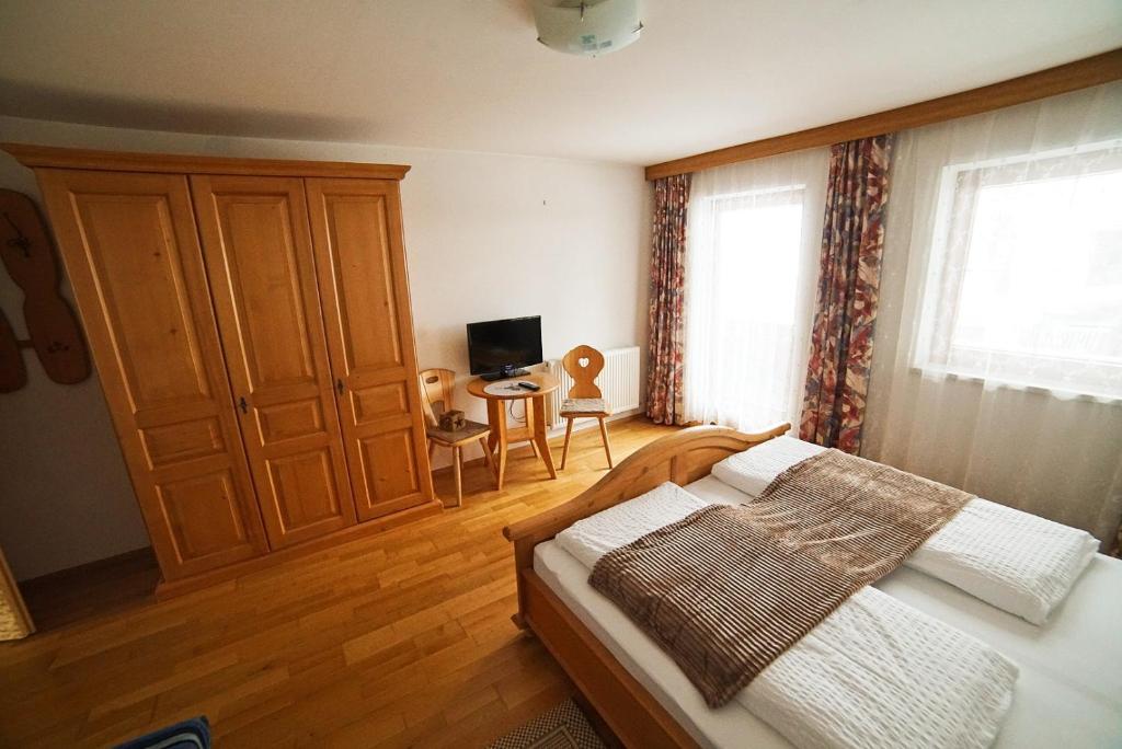 Postel nebo postele na pokoji v ubytování Oberstockachhof
