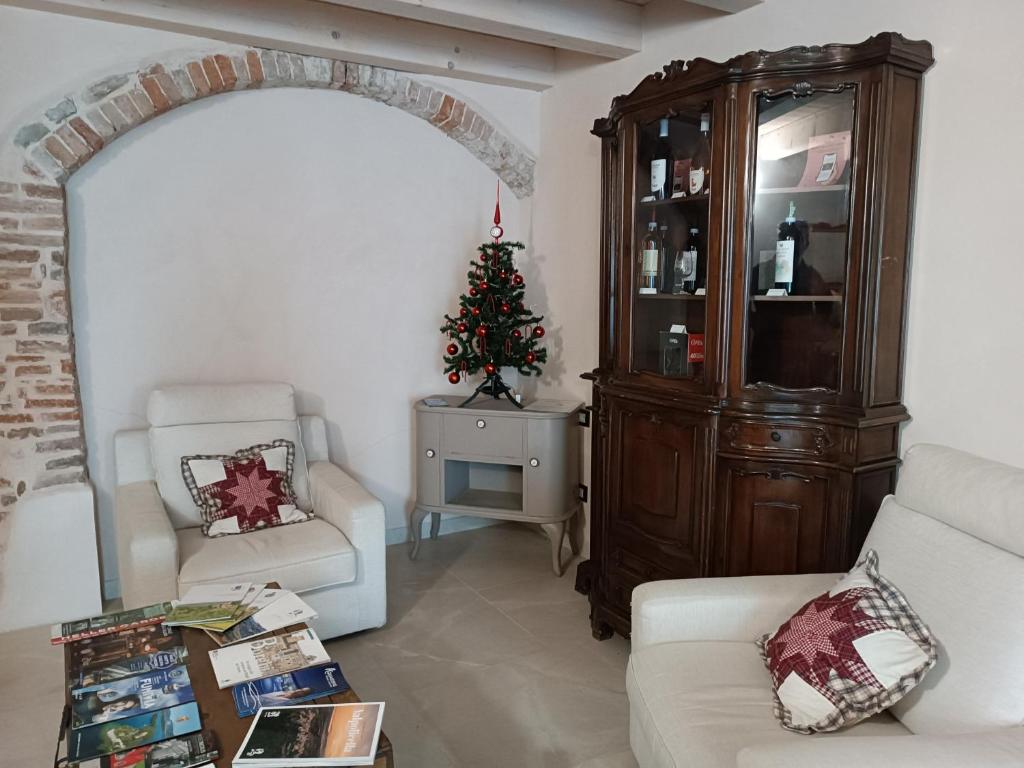 Posedenie v ubytovaní Casetta dei nonni
