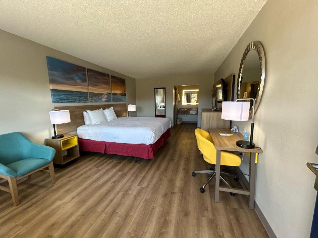 Days Inn by Wyndham St George - Habitación King - Primer Piso/No Fumadores