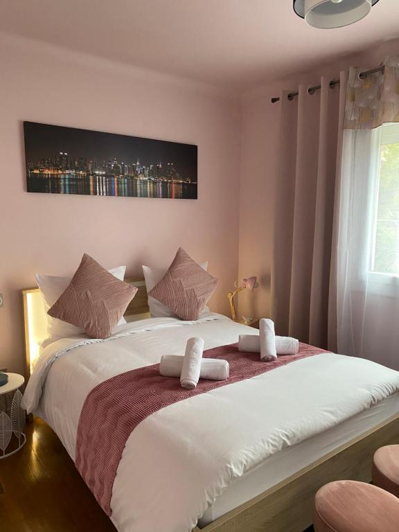 Maison face à la cité - 14