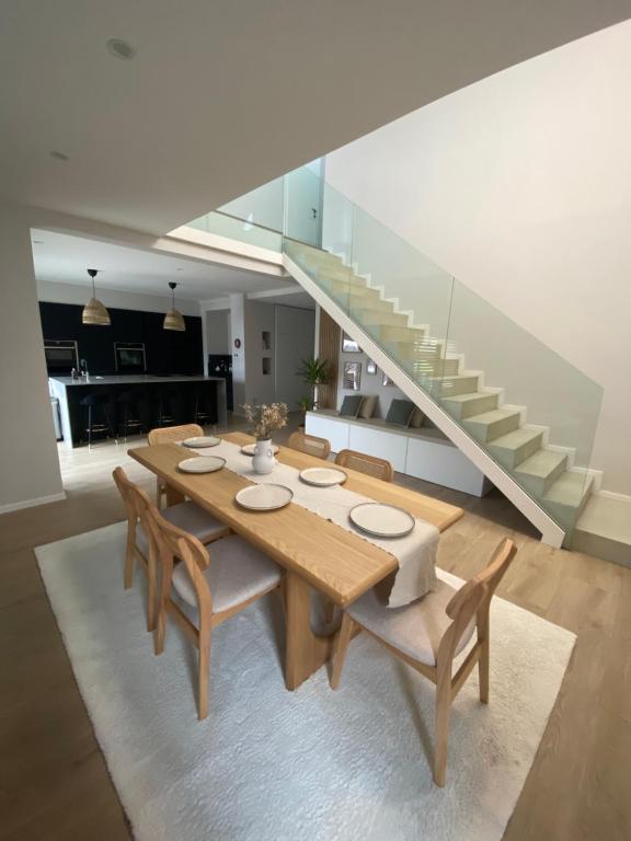 Ảnh trong thư viện ảnh của Maison spacieuse au calme proche Colmar avec piscine ở Niederentzen