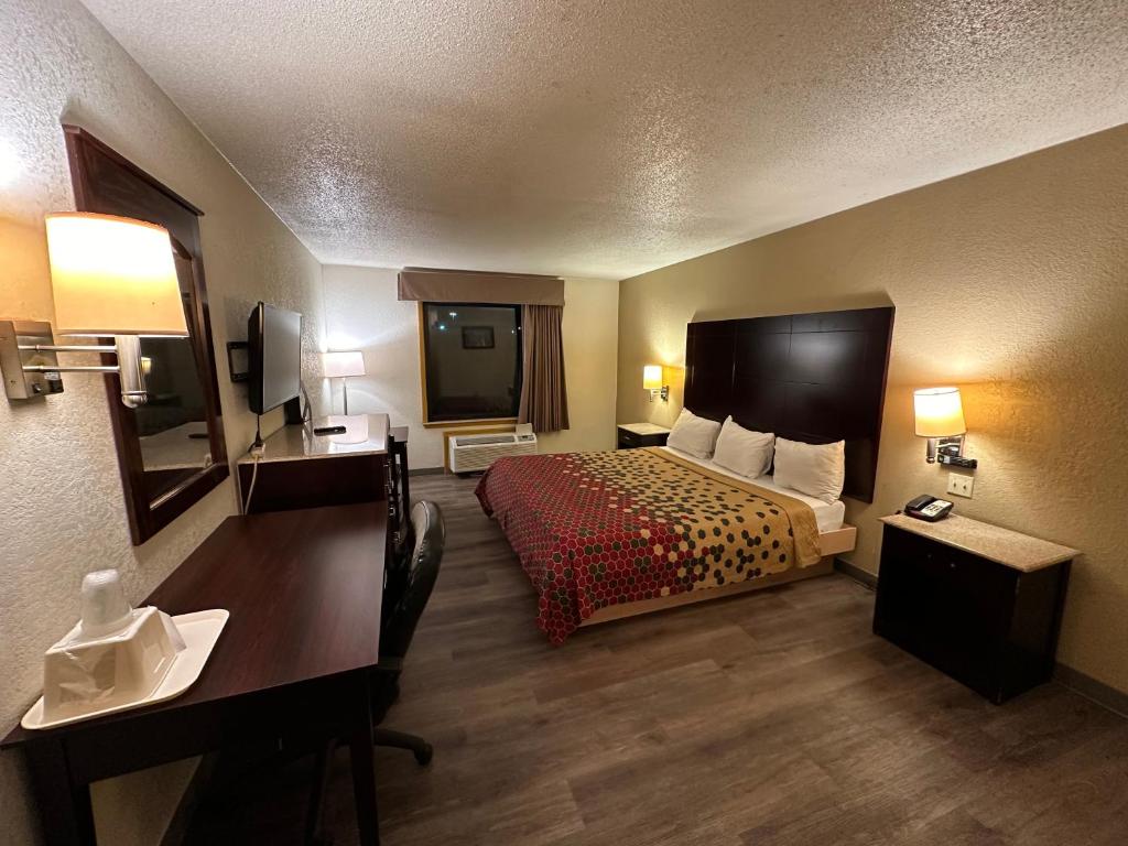 Krevet ili kreveti u jedinici u okviru objekta Econo Lodge Scranton near Montage Mountain