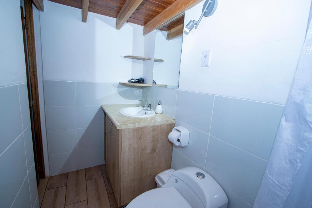 Koupelna v ubytování Inkarri Cusco