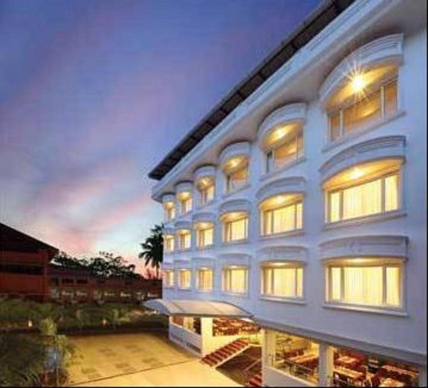 Booking.com: فنادق Cochin Palace , كوتشي, الهند - 15 تعليقات النزلاء . احجز  فندقك الآن!