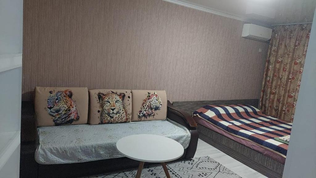 Letto o letti in una camera di 1-комнатная квартира в районе площади
