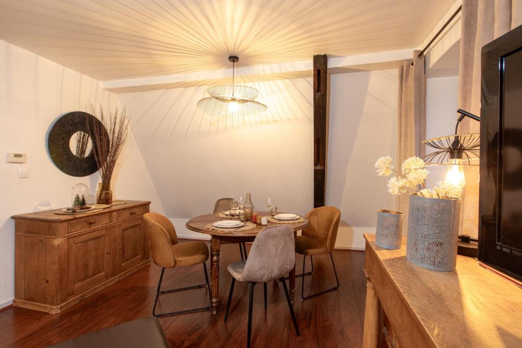 La Loge by "Cosy Morning" Havre de Paix au Centre de Colmar, Idéal pour 4 Personnes – photo 11