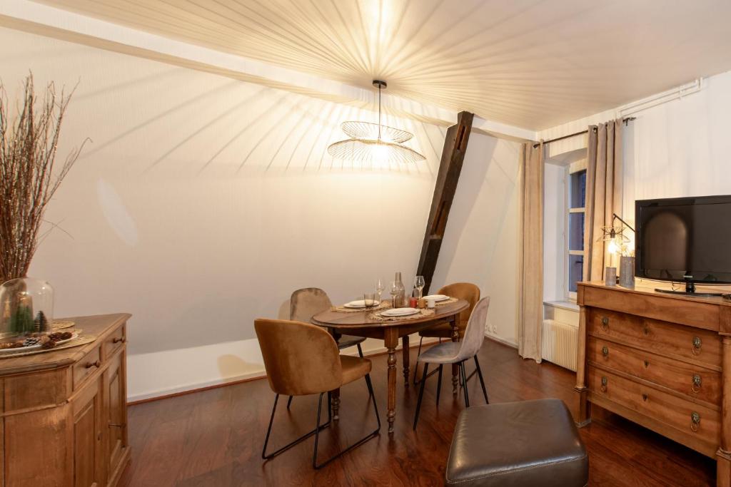 La Loge by "Cosy Morning" Havre de Paix au Centre de Colmar, Idéal pour 4 Personnes – photo 15