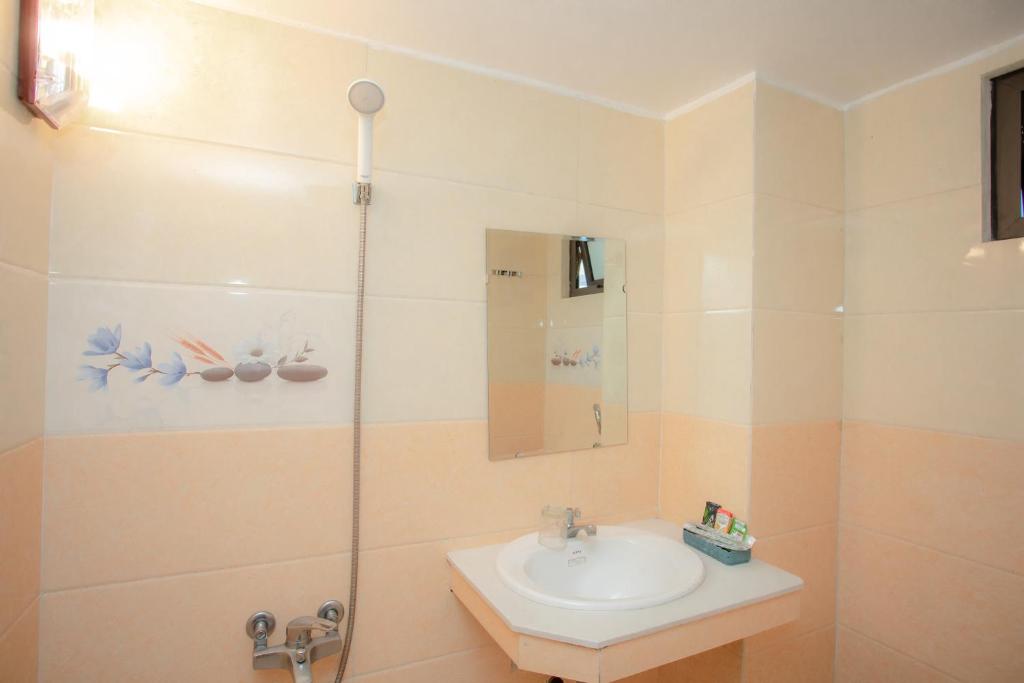 Koupelna v ubytování KHÁNH GIA HOTEL