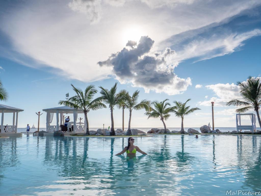 Piscina di TRACADERO Beach Club & Holidays Rentals o nelle vicinanze