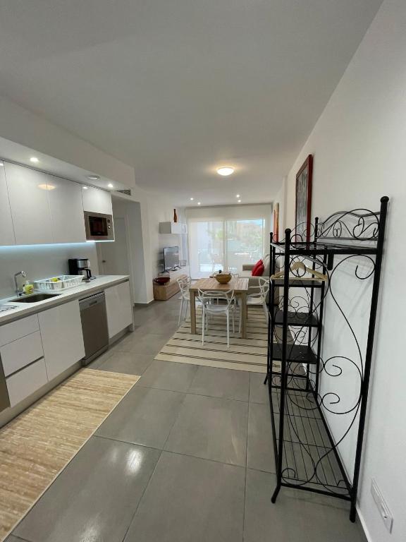 A kitchen or kitchenette at Valentino Golf II Villamartin