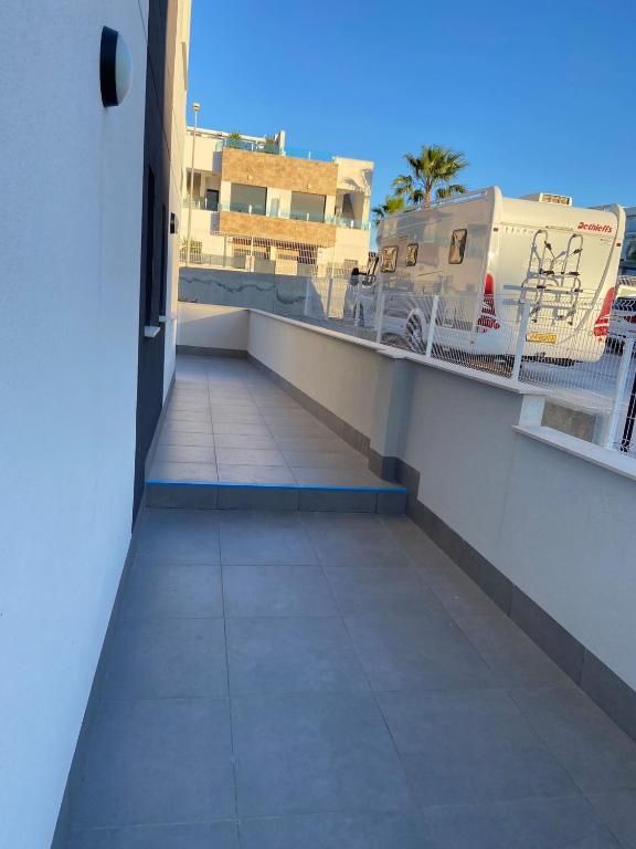 A balcony or terrace at Valentino Golf II Villamartin