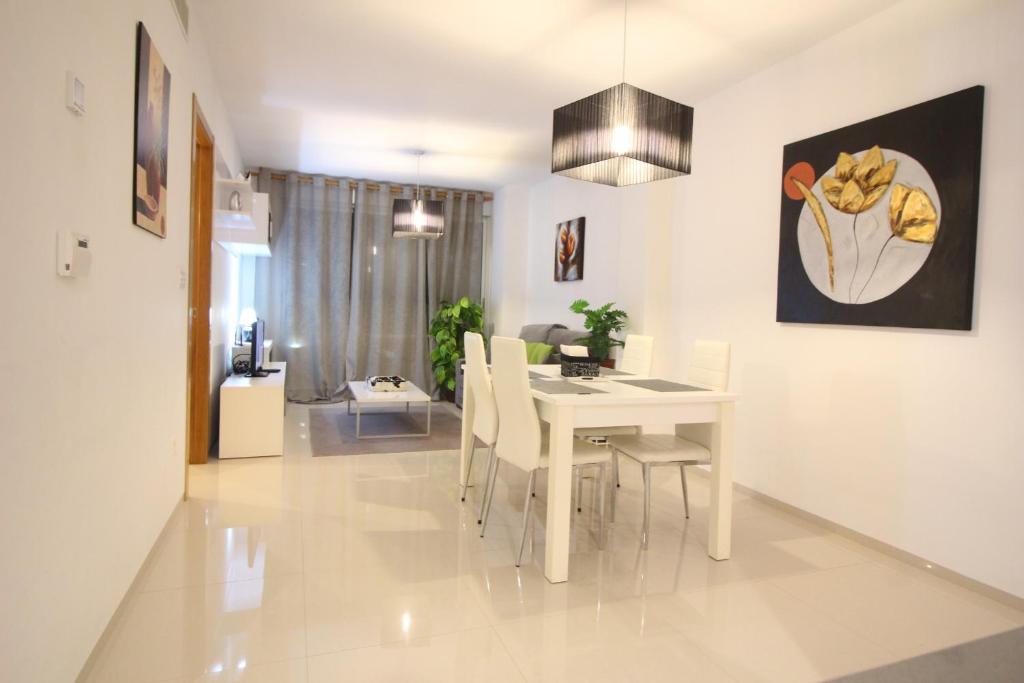 Apto Atico Aguas Nuevas Torrevieja - Appartement - Rez-de-chaussée