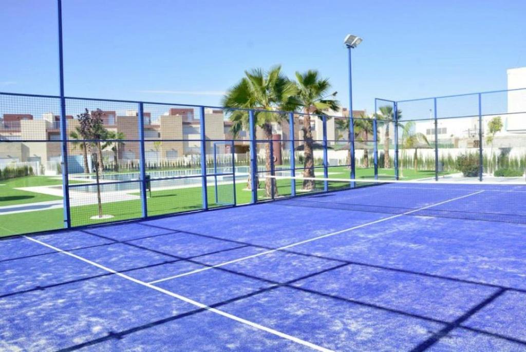 Apto Atico Aguas Nuevas Torrevieja - Appartement De Deux Chambres