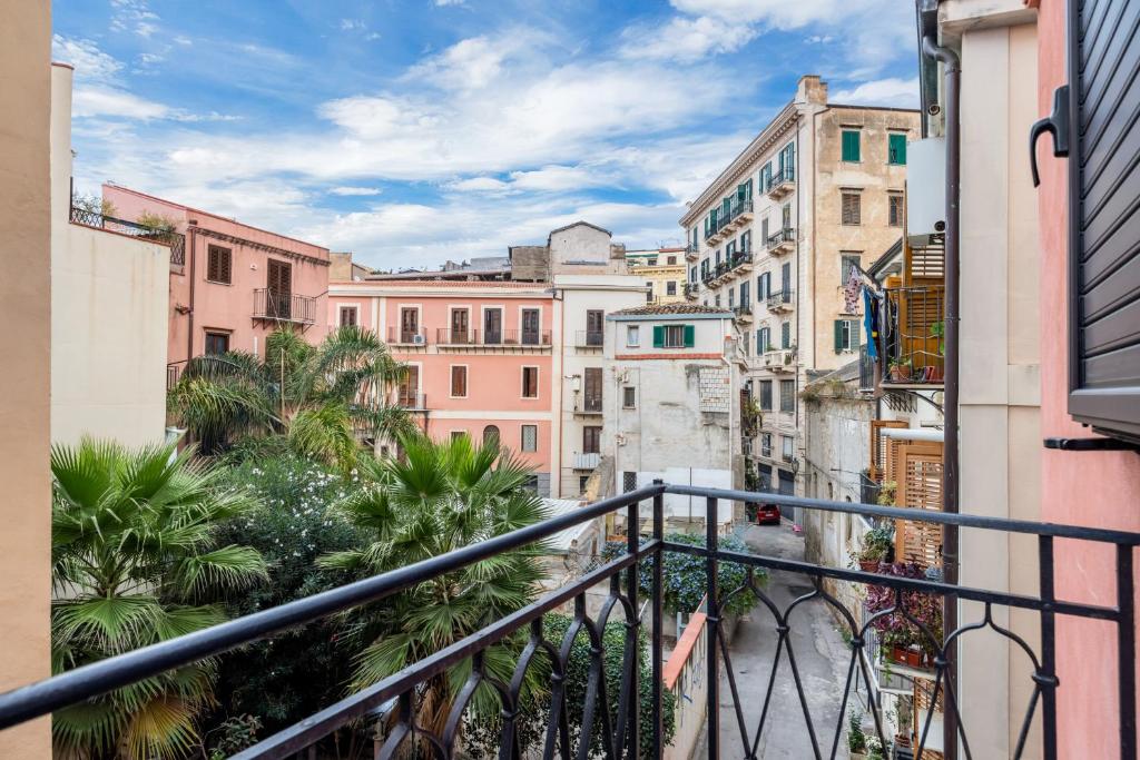 Open Sicily Homes - Near the Central Train Station - Resim 4