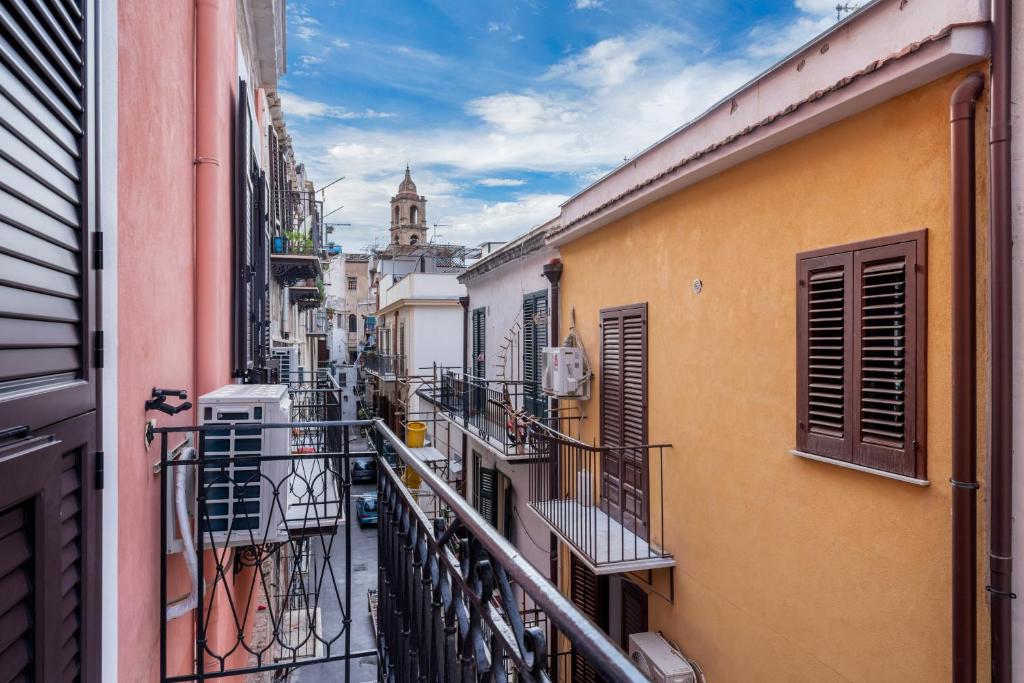 Open Sicily Homes - Near the Central Train Station - Resim 10