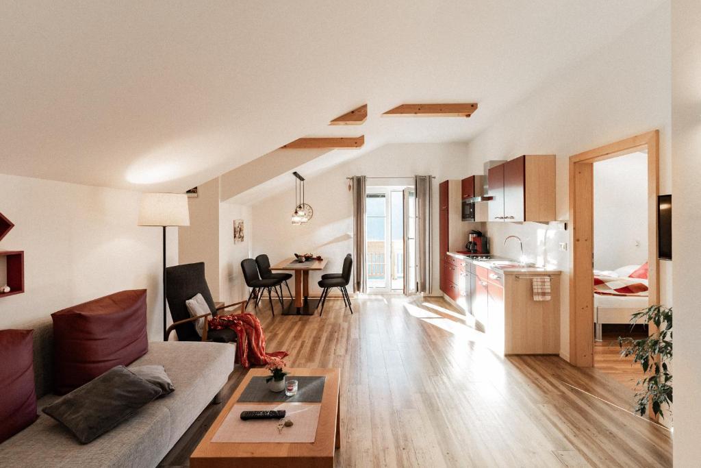 Kuchnia lub aneks kuchenny w obiekcie Apartment Niederhaushof