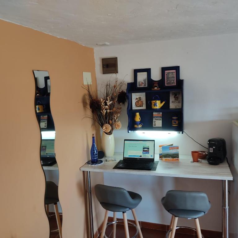 Fotografie z fotogalerie ubytování Vine Ridge Studio and Apartment v destinaci Comares