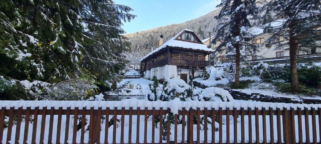 Το Drevenica Inga τον χειμώνα