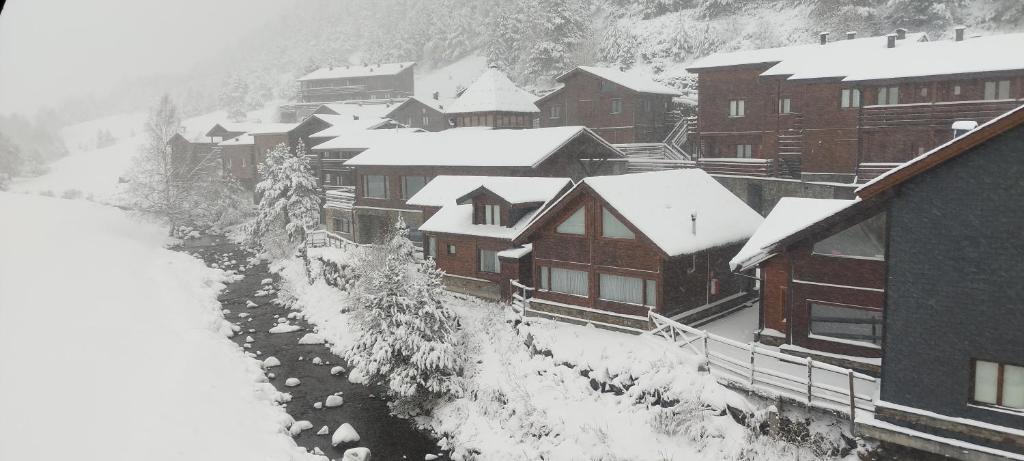 Το Cabaña de madera Valle de Incles Orenetes τον χειμώνα