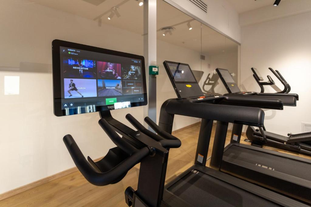 Fitness centrum a/nebo fitness zařízení v ubytování AXYHOTELS InnStyle Milano