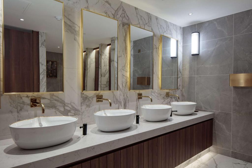 Hilton Belfast - Resim 7